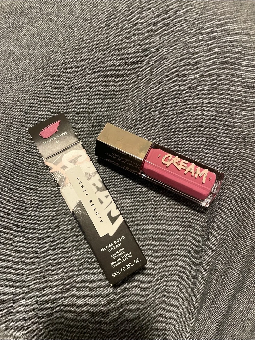 FENTY Gloss Bomb Cream in Mauve Wive$ New in Box